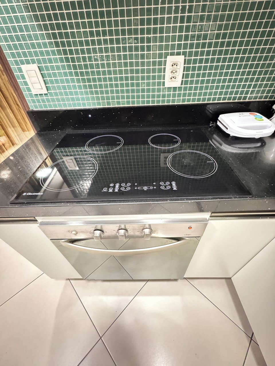 Deluxe Apartment, Beachfront (35) | Private kitchen