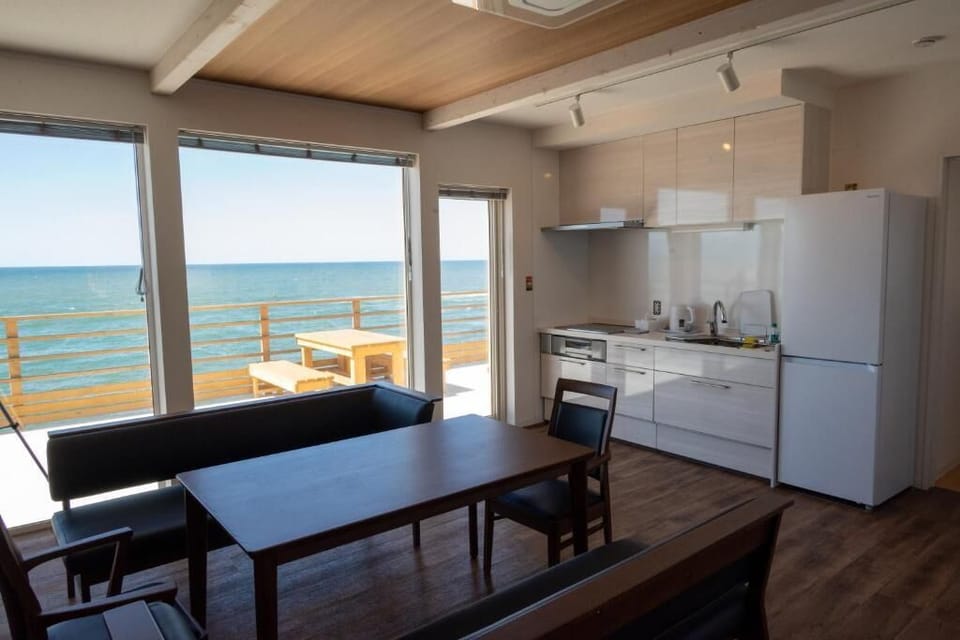 Basic House, 2 Bedrooms, Balcony, Ocean View | Interior