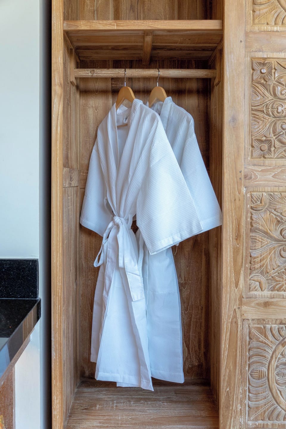 Bathroom amenities