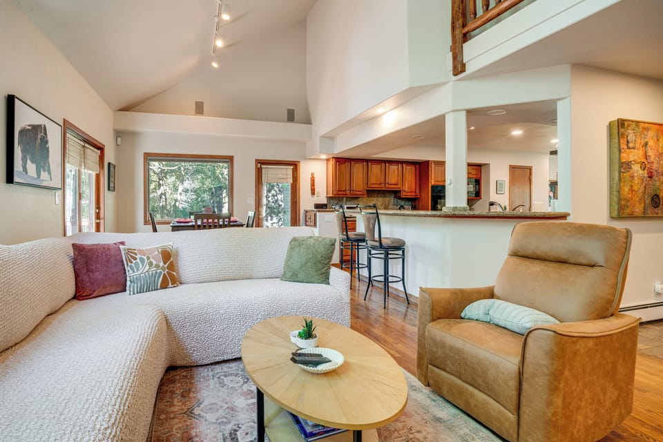 Living Room | 1st Floor