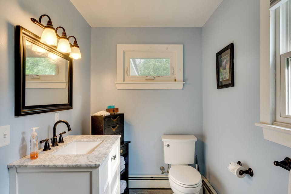 Full Bathroom
