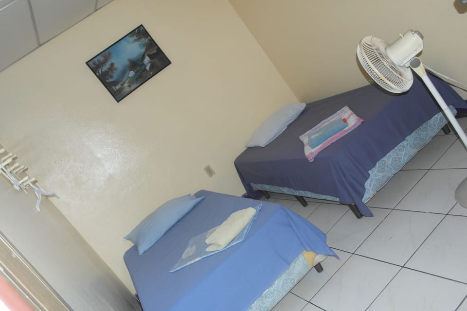 Basic Twin Room, 2 Twin Beds | Desk, WiFi (free)
