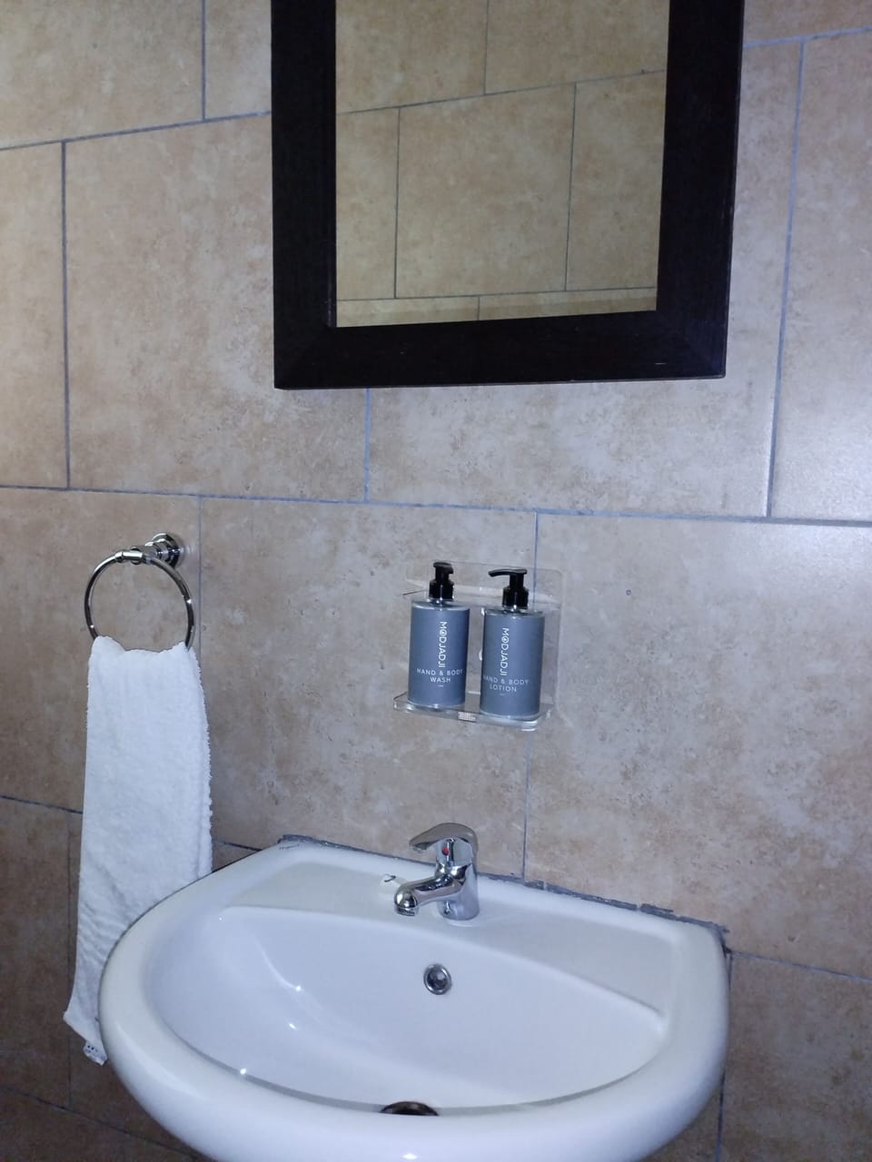 Classic Double Room, Garden View | Bathroom