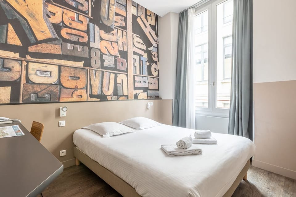 Classic Room | Desk, iron/ironing board, free WiFi, bed sheets