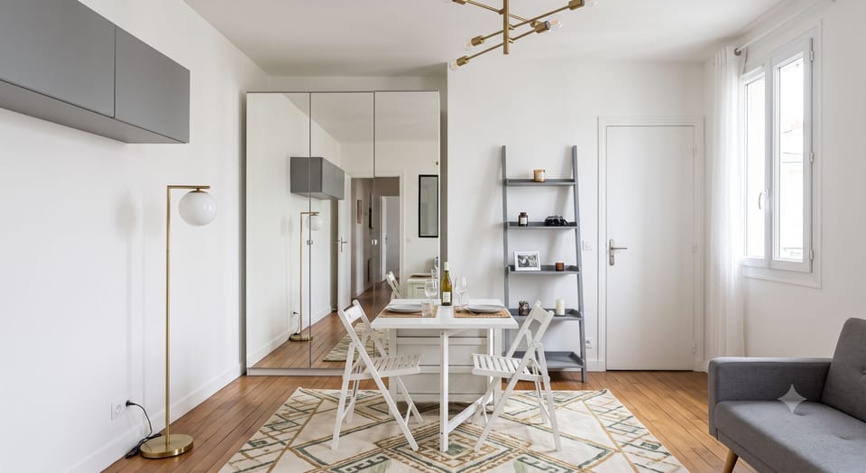 Comfort Apartment, City View | Interior