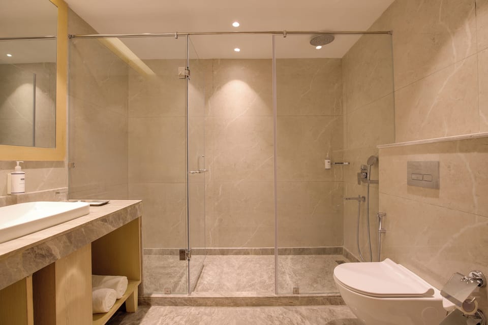Executive Room | Bathroom | Slippers