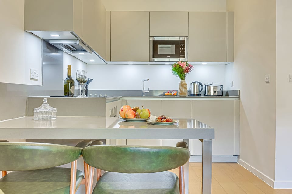 Superior Apartment, 1 Bedroom (One-Bedroom) | Shared kitchen