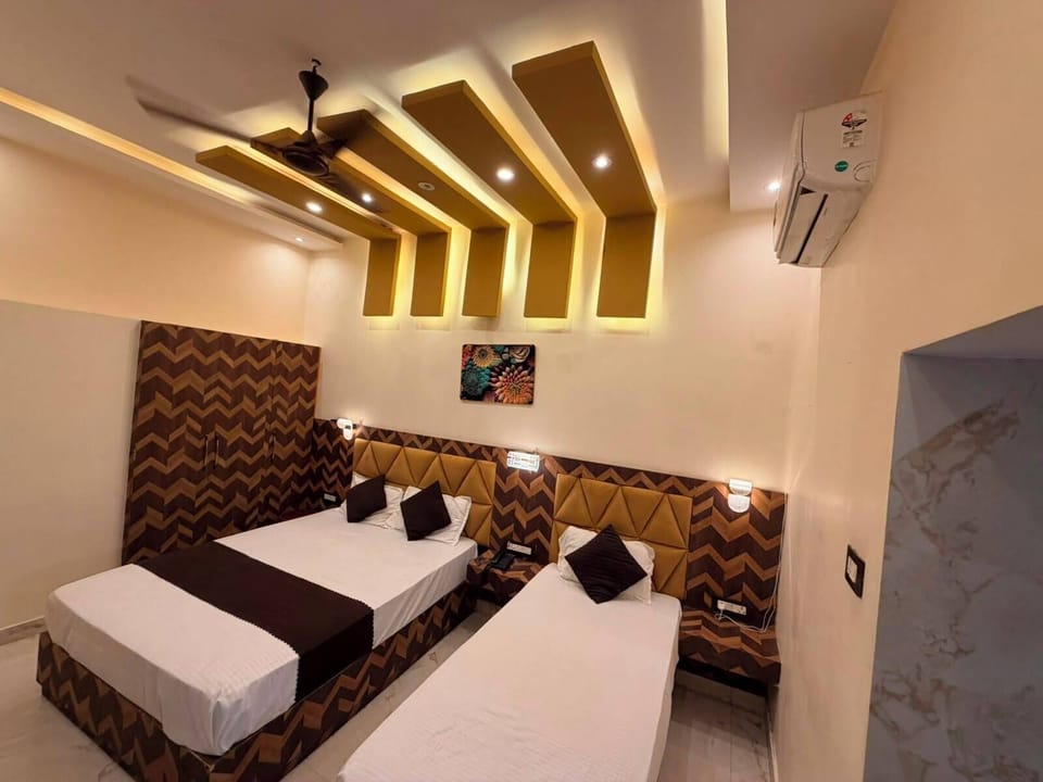 Deluxe Triple Room