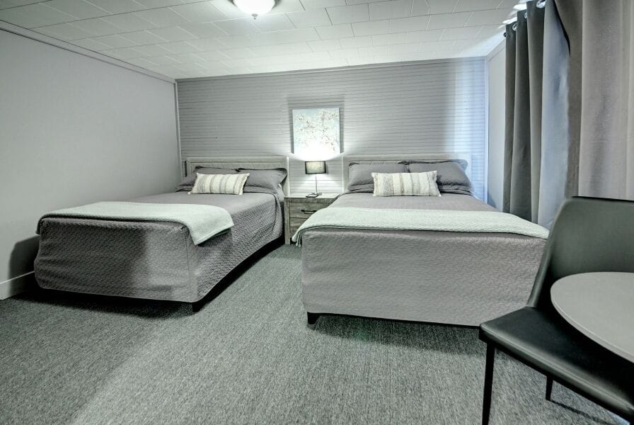 Comfort Room, 2 Double Beds | 1 bedroom, Egyptian cotton sheets, Select Comfort beds, desk