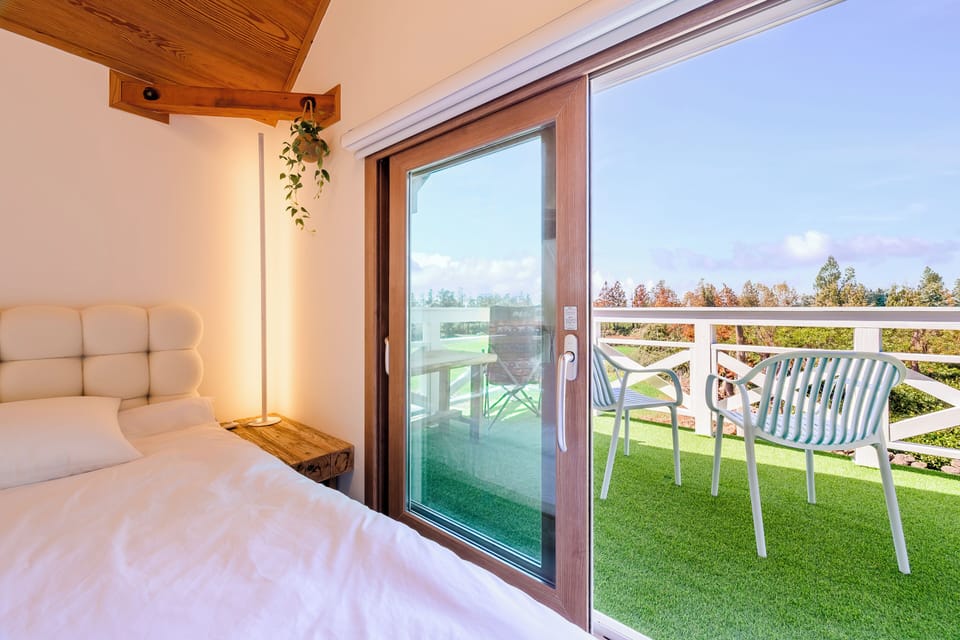 Duplex, Garden View | Laptop workspace, WiFi (free)