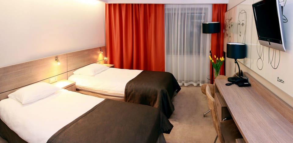 Superior Single Room | Hypo-allergenic bedding available, desk, soundproofing