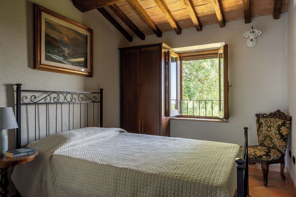 Autumn, Bedroom, Spring, Summer