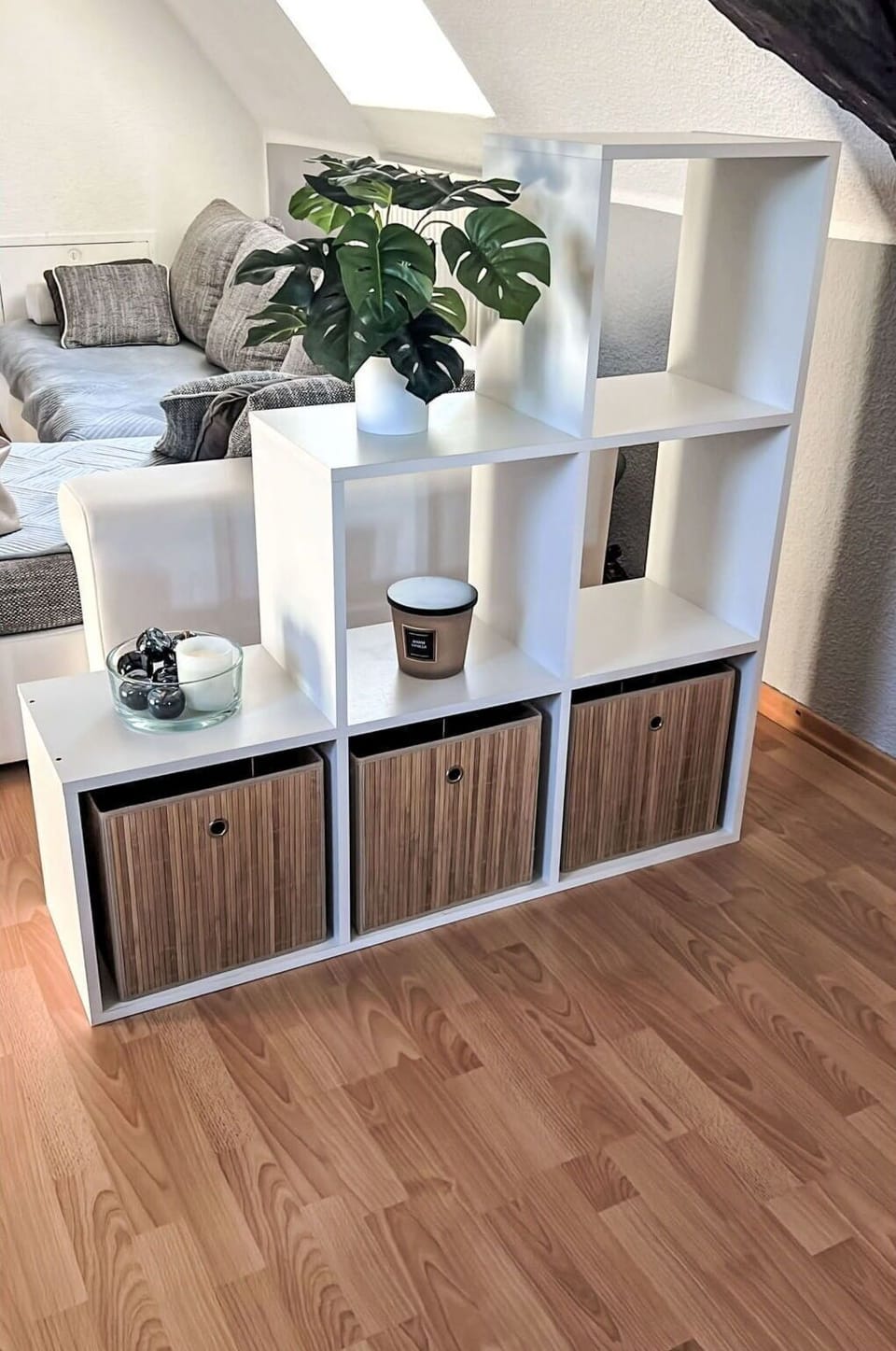 Shelving, Shelf, Furniture, Interior Design, Wood, Bookcase, Flooring, Floor, Lighting, Home