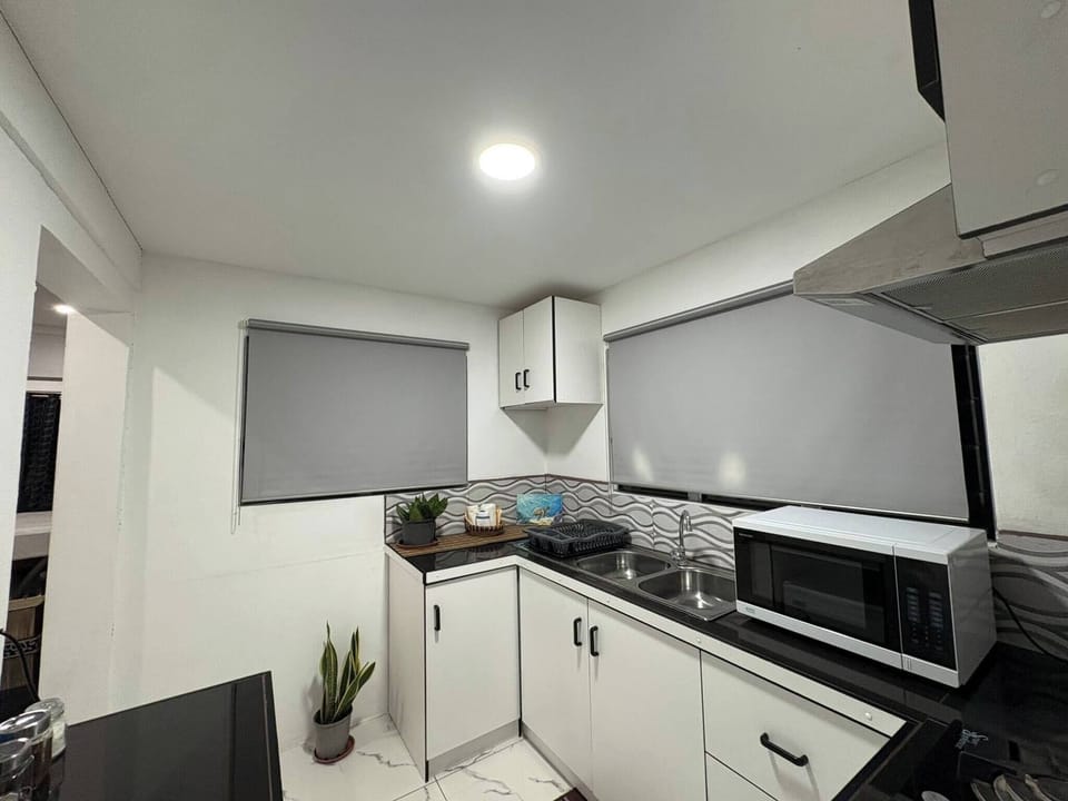 Apartment, 1 Bedroom, Accessible, Smoking | Private kitchen