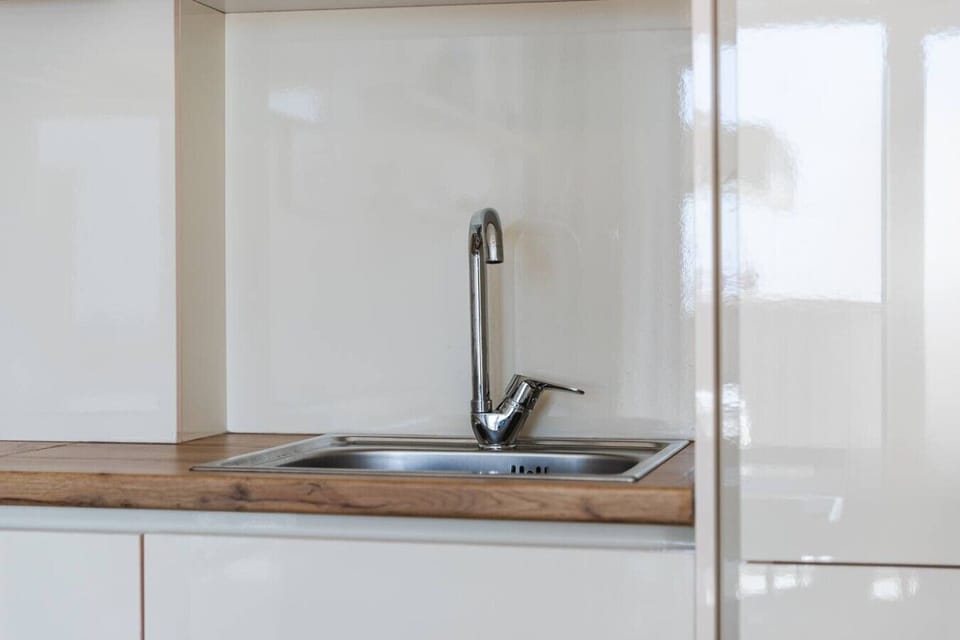 Fully-equipped kitchen details
