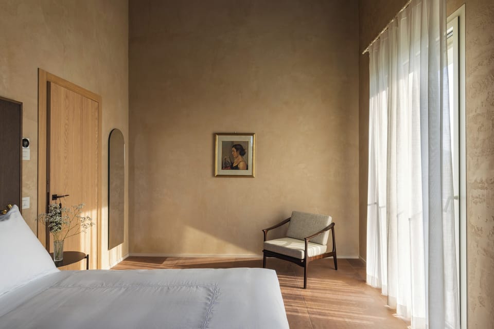 In-room safe, desk, laptop workspace, blackout drapes