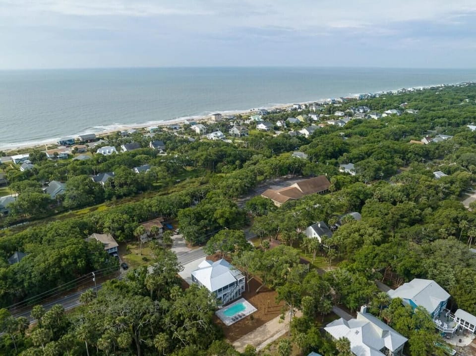 House, Multiple Beds (Jungle House-Heated Pool-Pet Friendly) | Aerial view