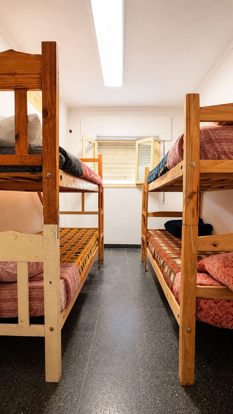 WiFi (free), bed sheets