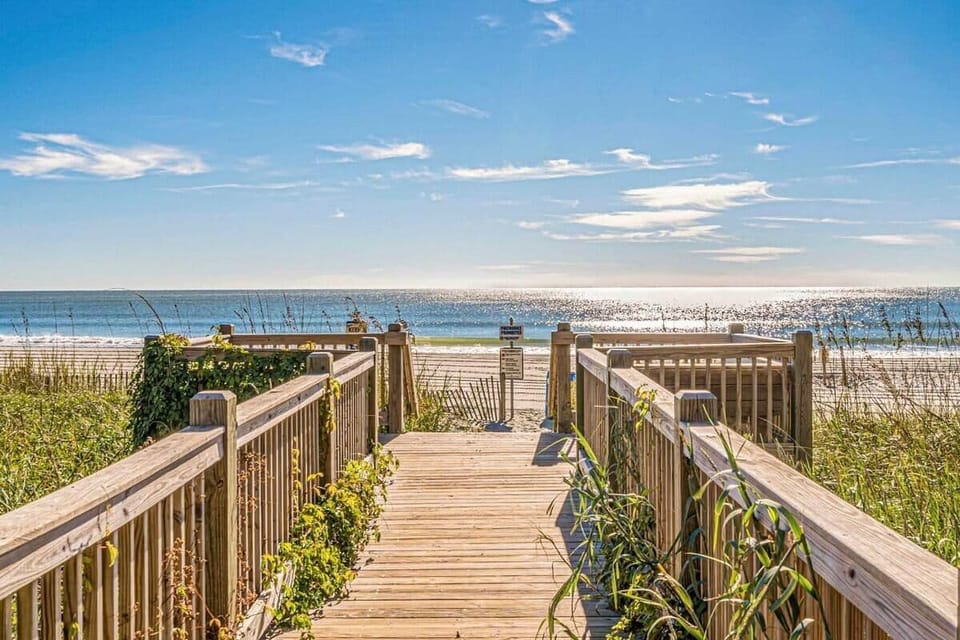 Sea Level-across Ocean-dog Friendly House in Myrtle Beach