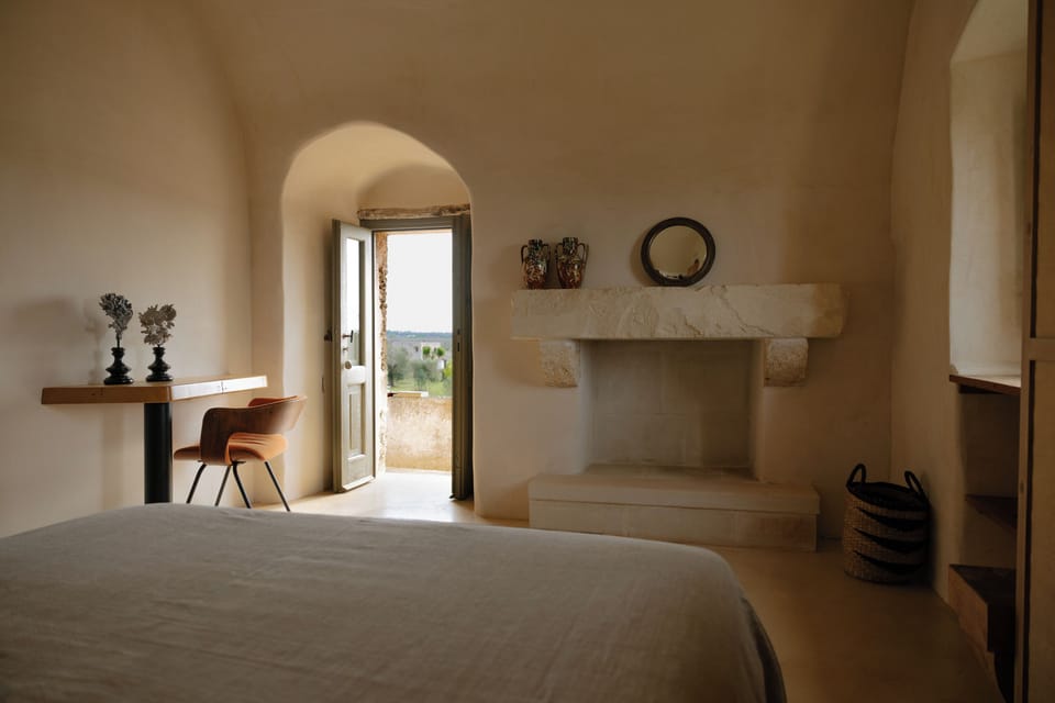 Deluxe Double Room, Balcony | In-room safe, desk, WiFi (free)