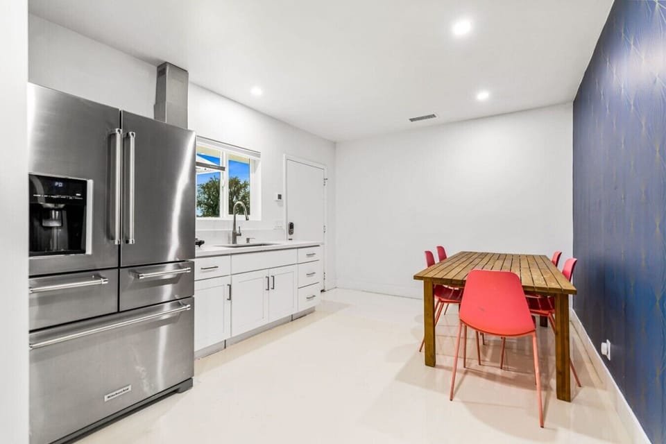 Hidden River Estate 130