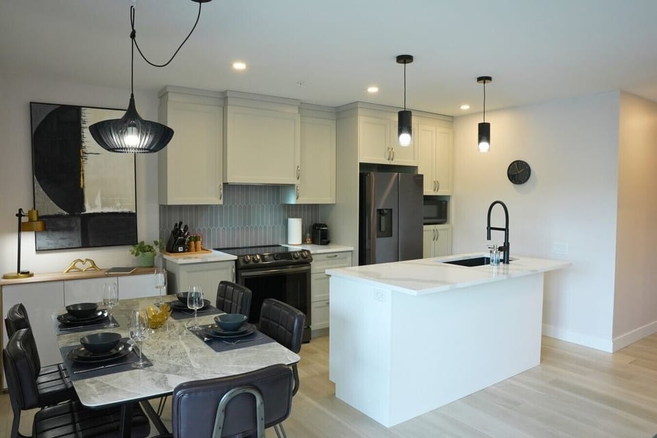Le 102 - Condo moderne au cœur de Magog