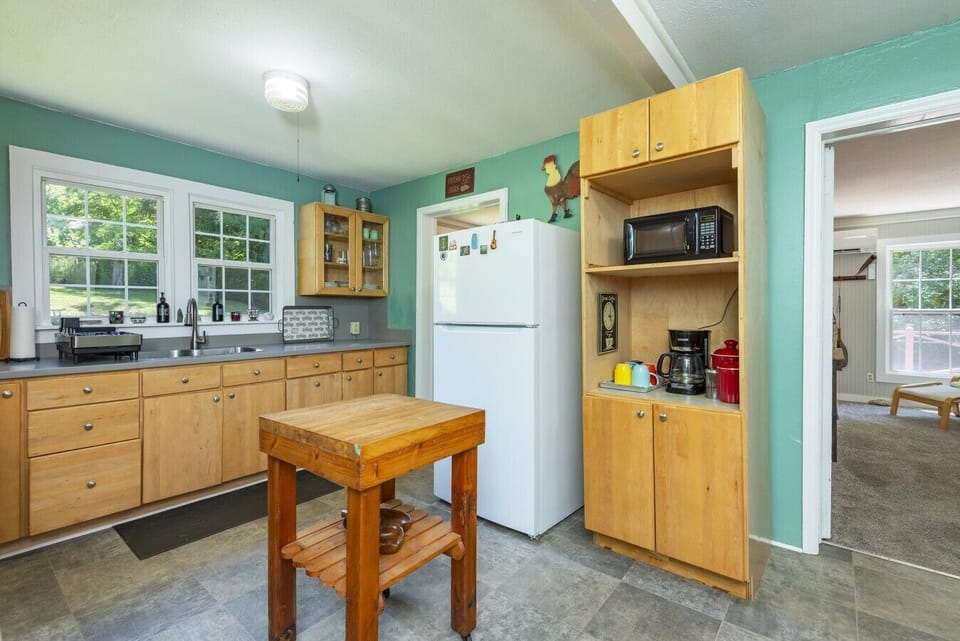 Kitchen | Coffee Station | Full-Size Refrigerator