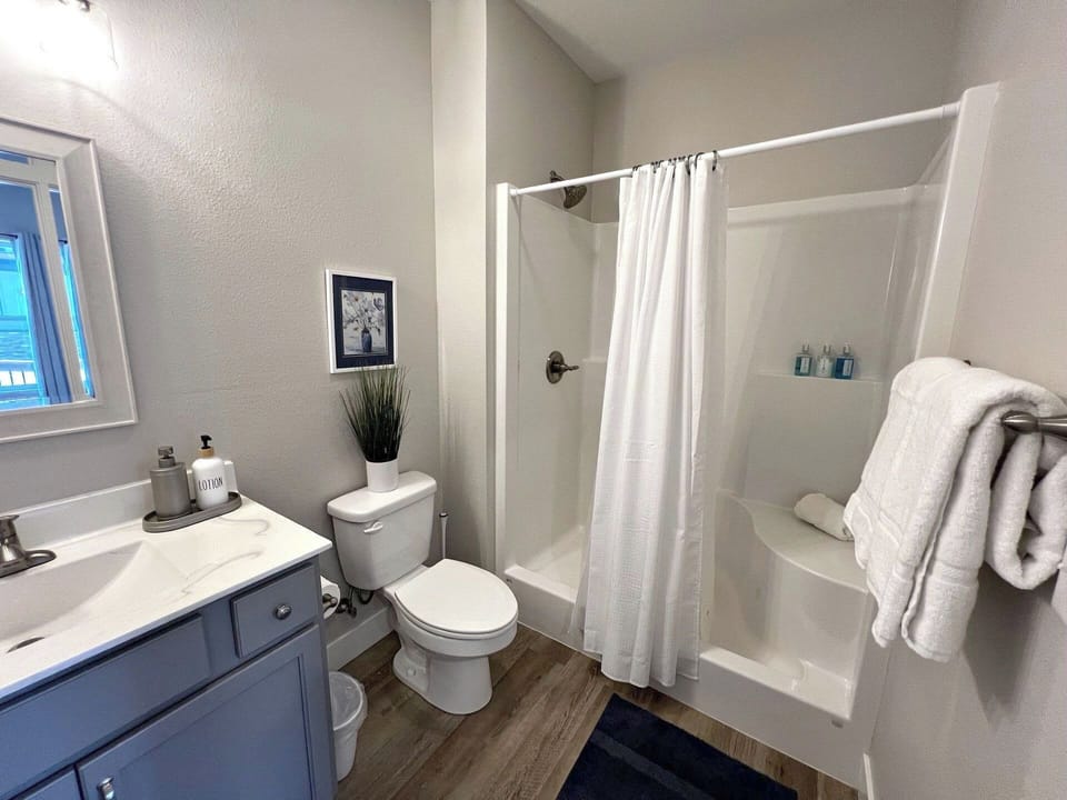 1st Main Floor Master Bath