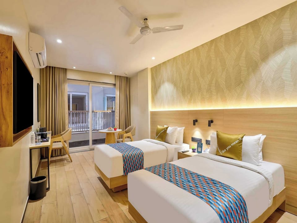 Desk, WiFi (free), bed sheets