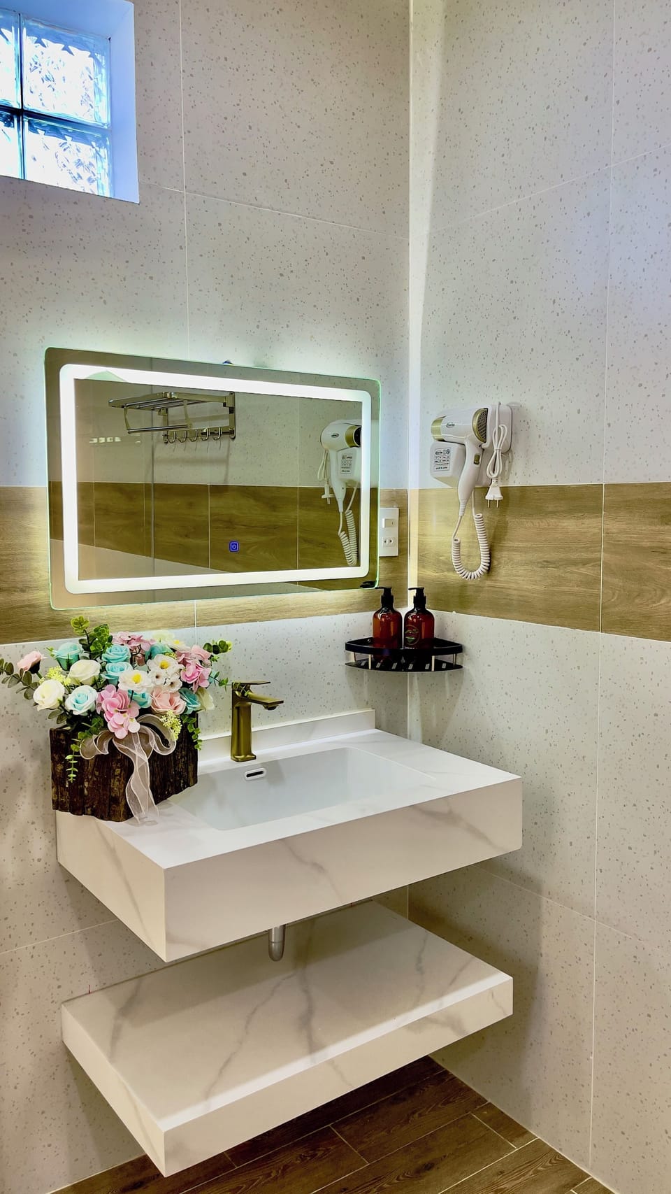Luxury Villa, 1 King Bed, Pool View | Bathroom
