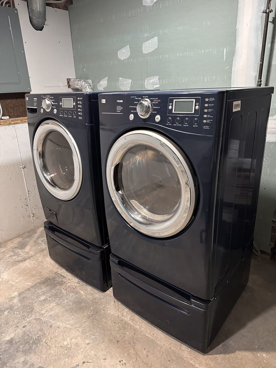 Full-size washer & dryer with handy storage drawers