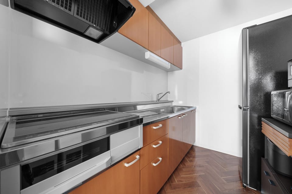 Apartment | Private kitchen | Coffee/tea maker, fridge, microwave, stovetop