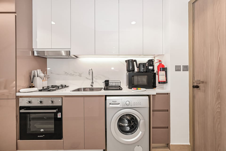 Apartment, Balcony | Private kitchen