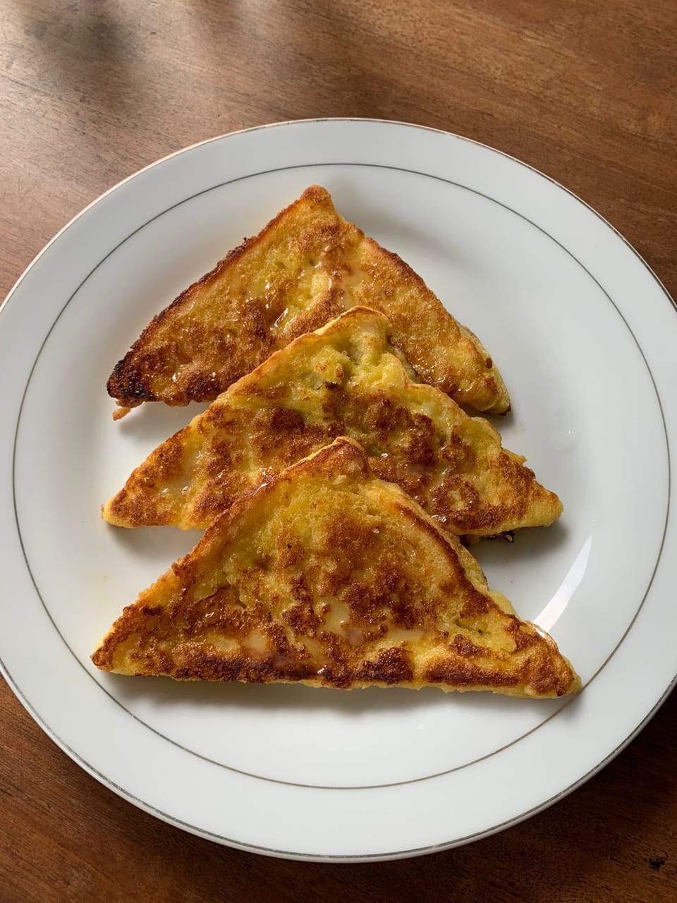 Daily cooked-to-order breakfast for a fee