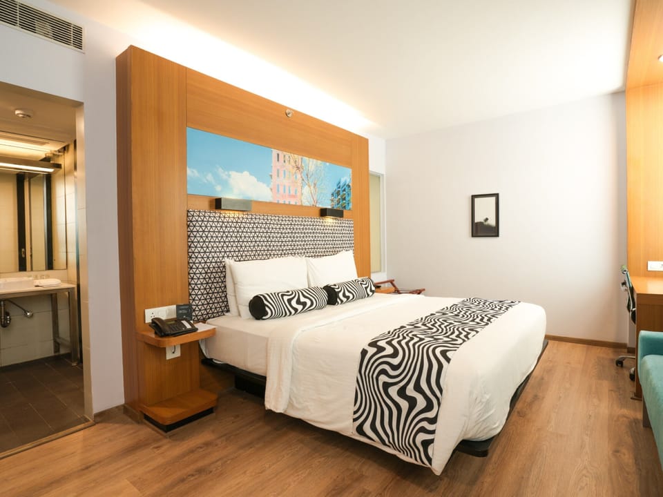 Minibar, desk, iron/ironing board (on request), WiFi (free)