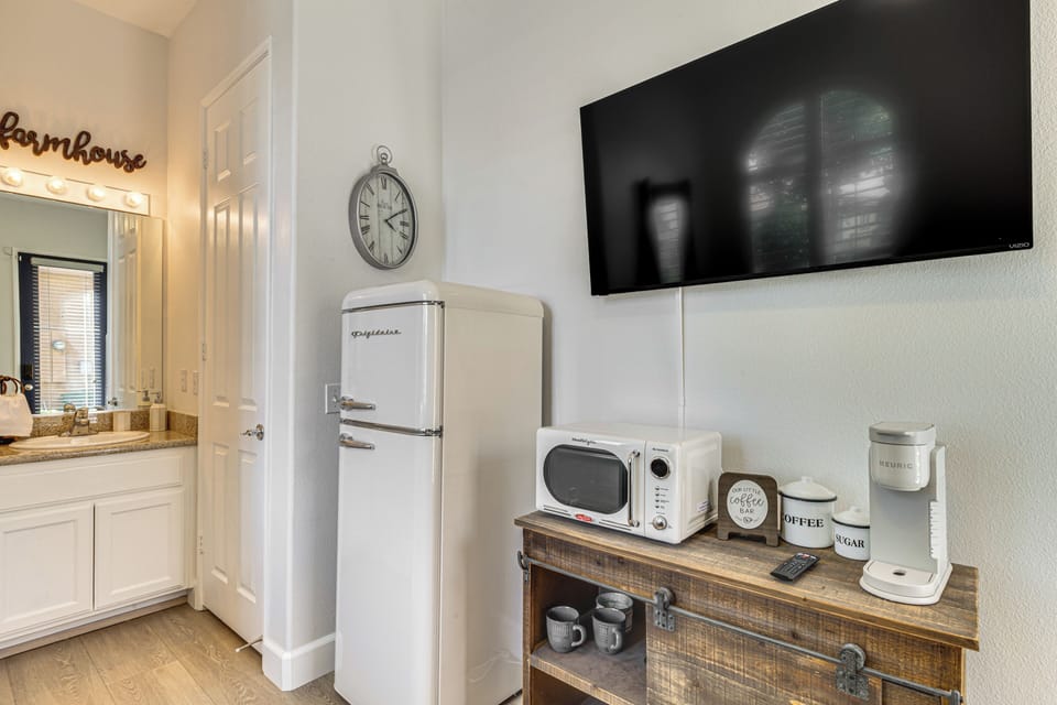 Kitchenette