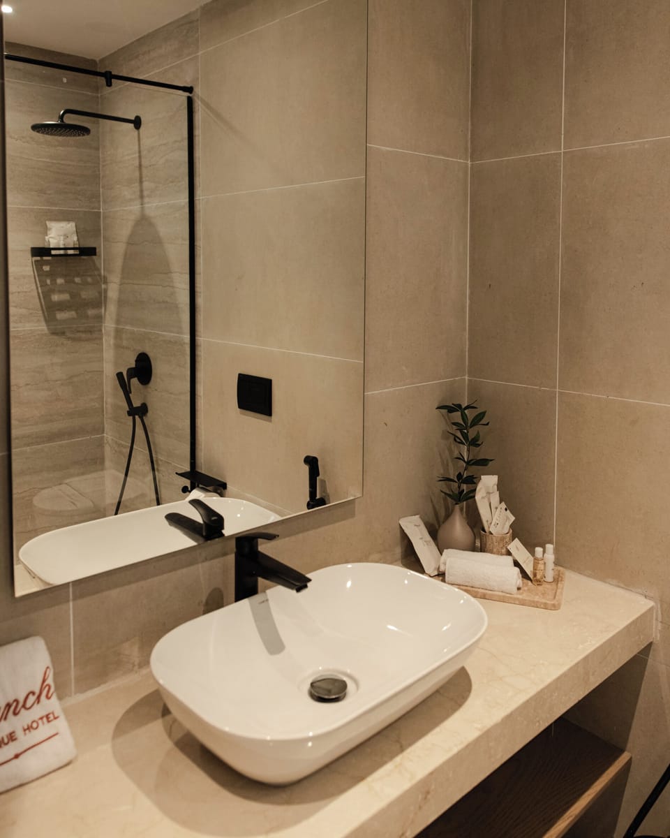 Comfort Room | Bathroom | Towels, soap, shampoo, toilet paper