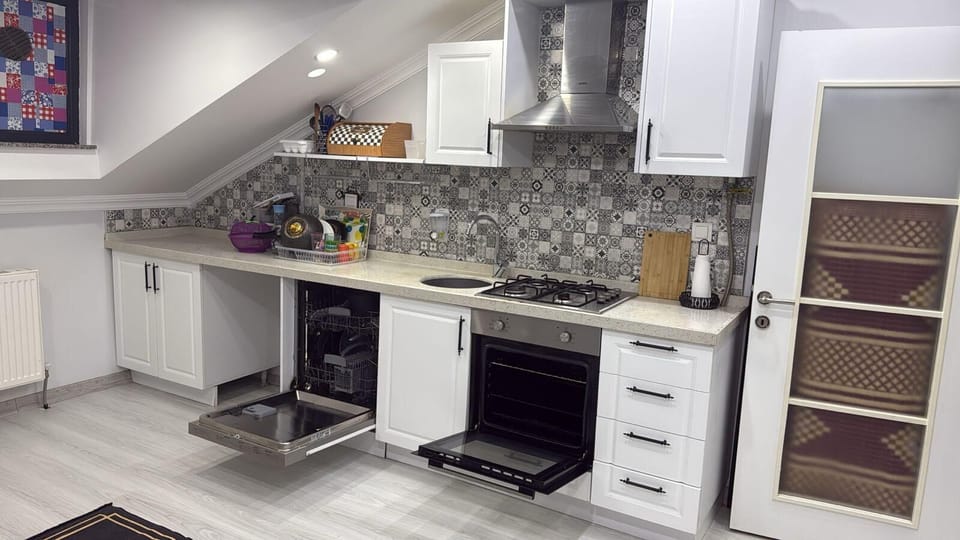 Apartment, 1 Bedroom, Accessible, Balcony | Interior