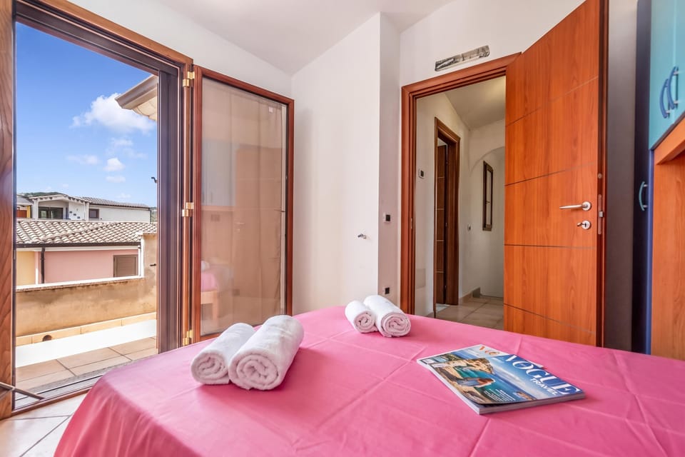 Family Apartment, 3 Bedrooms, 2 Bathrooms (Budoni Beach Homes) | 3 bedrooms