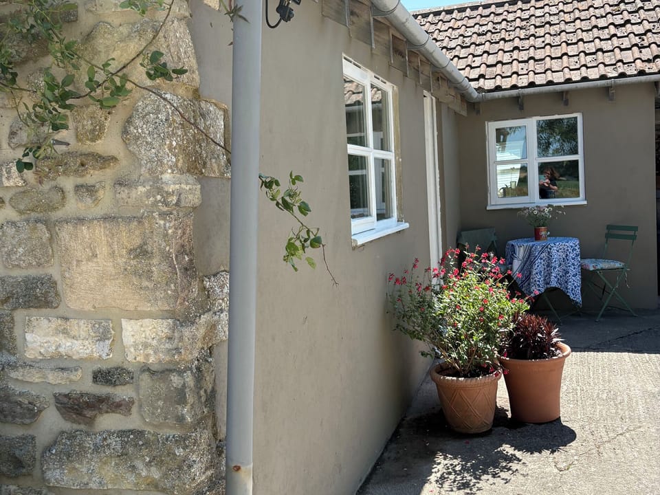 Cottage | Outdoor dining