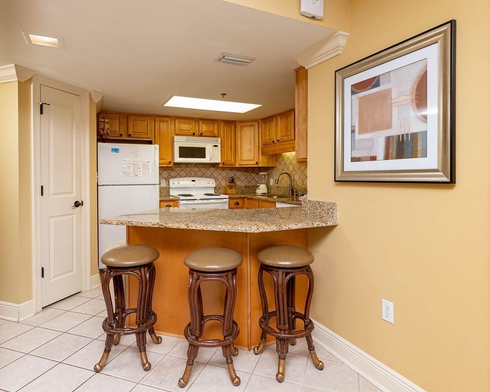 Condo, 2 Bedrooms | Private kitchen | Coffee/tea maker, fridge, oven