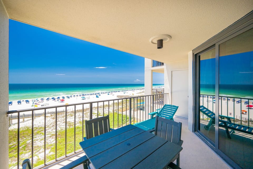 Condo, 1 Bedroom | Outdoor dining