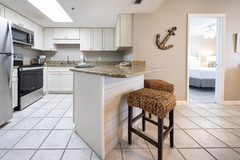 Condo, 2 Bedrooms | Private kitchen | Coffee/tea maker, fridge, oven