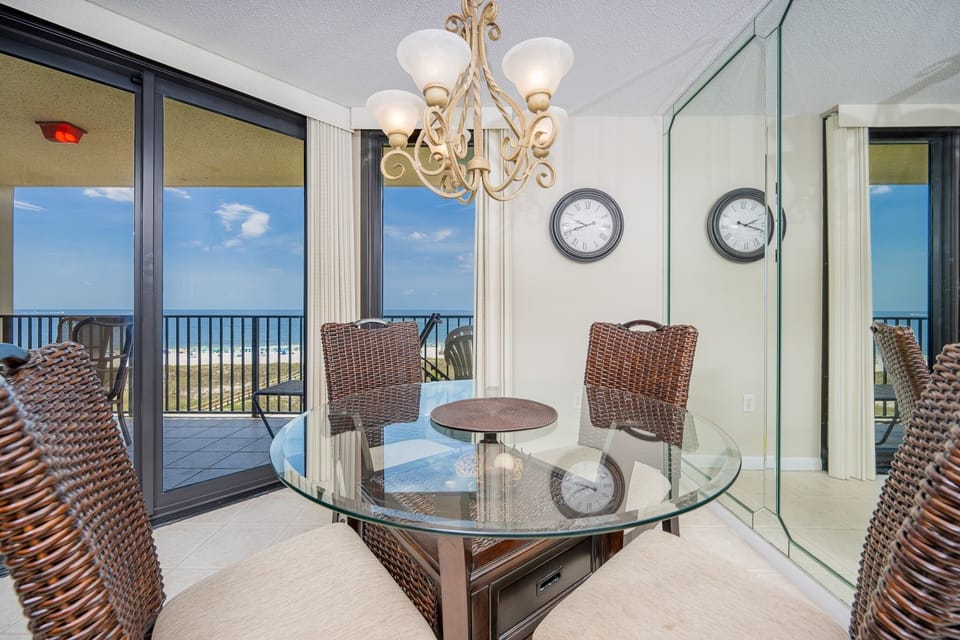 Condo, 1 Bedroom | Dining
