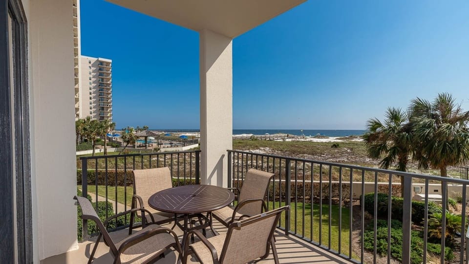 Condo, 1 Bedroom | Outdoor dining