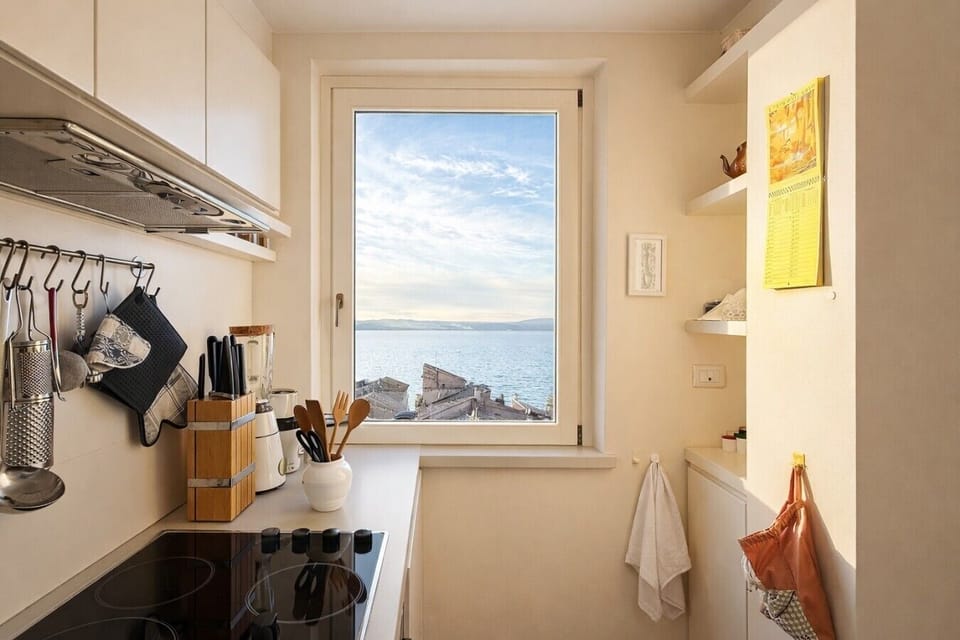 Best 2BR Apt (46)