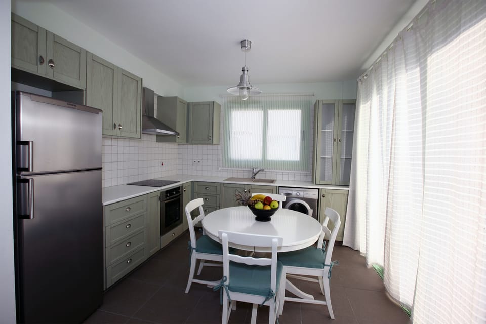 Luxury Villa, 3 Bedrooms, Private Pool | Private kitchen | Coffee/tea maker, full-size fridge, microwave, oven