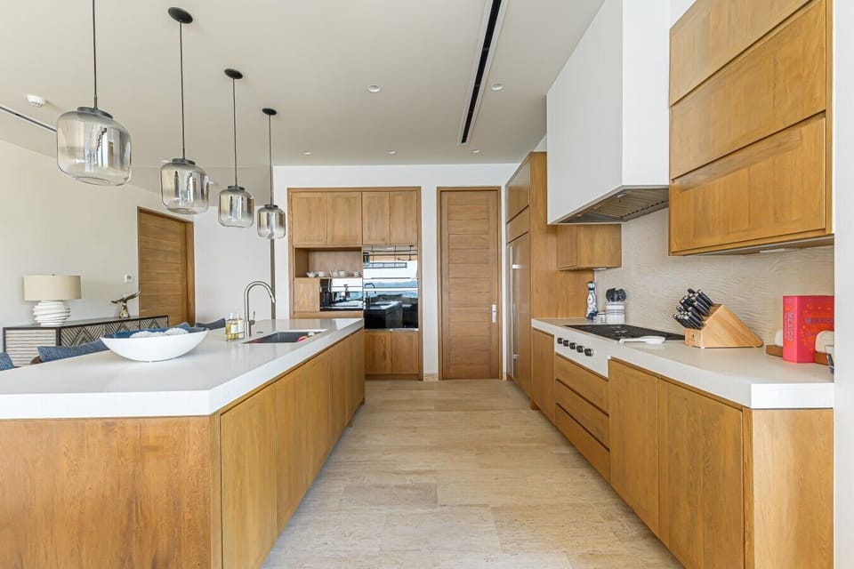 Kitchen and Bar