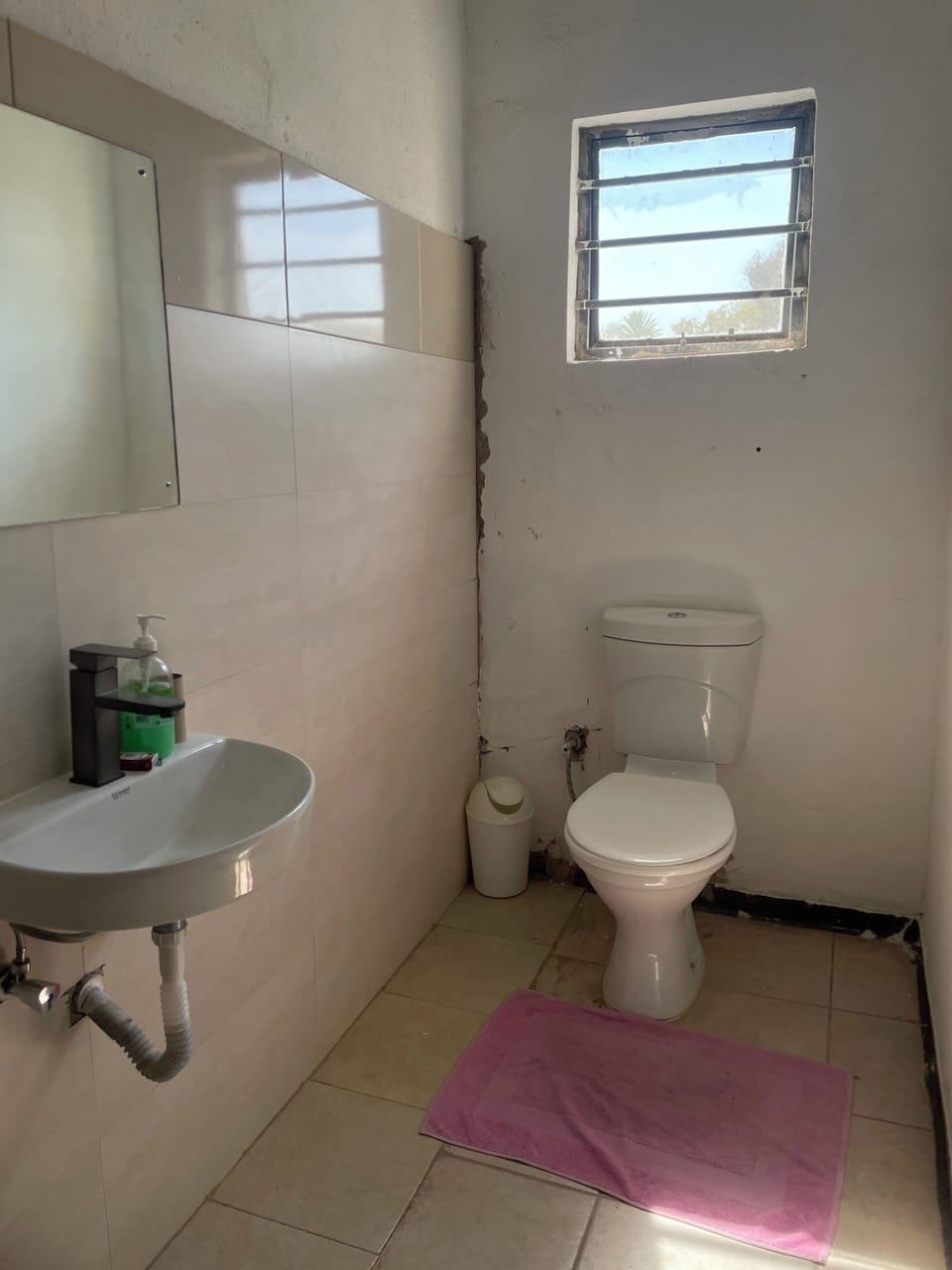 Single Room | Bathroom