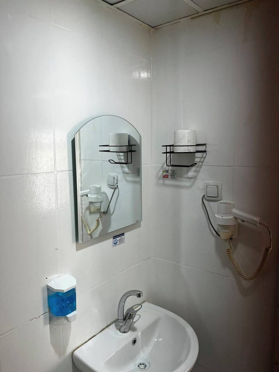 Standard Double Room, City View | Bathroom | Shower, hair dryer, slippers, towels